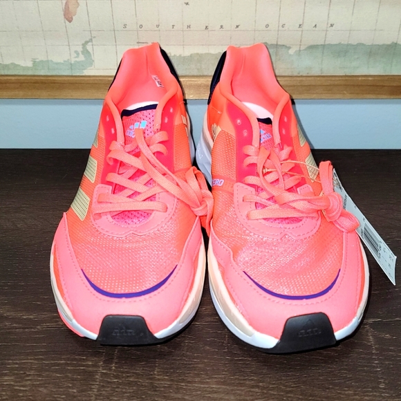 BRAND NEW Adidas Adizero Boston 10 Women's Size 8.5 - Picture 2 of 5